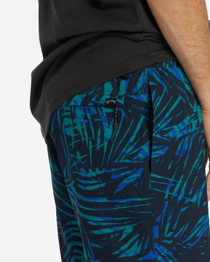 ADiv Surftrek Elastic Shorts 17034 Pacific Men Billabong Shorts