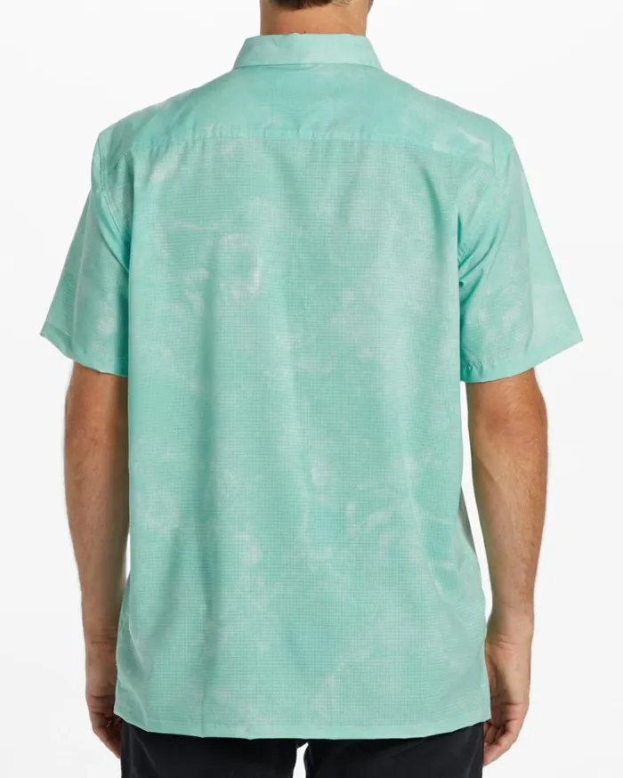 ADiv Surftrek Perf Short Sleeve Shirt Dusty Jade Men Billabong TShirts
