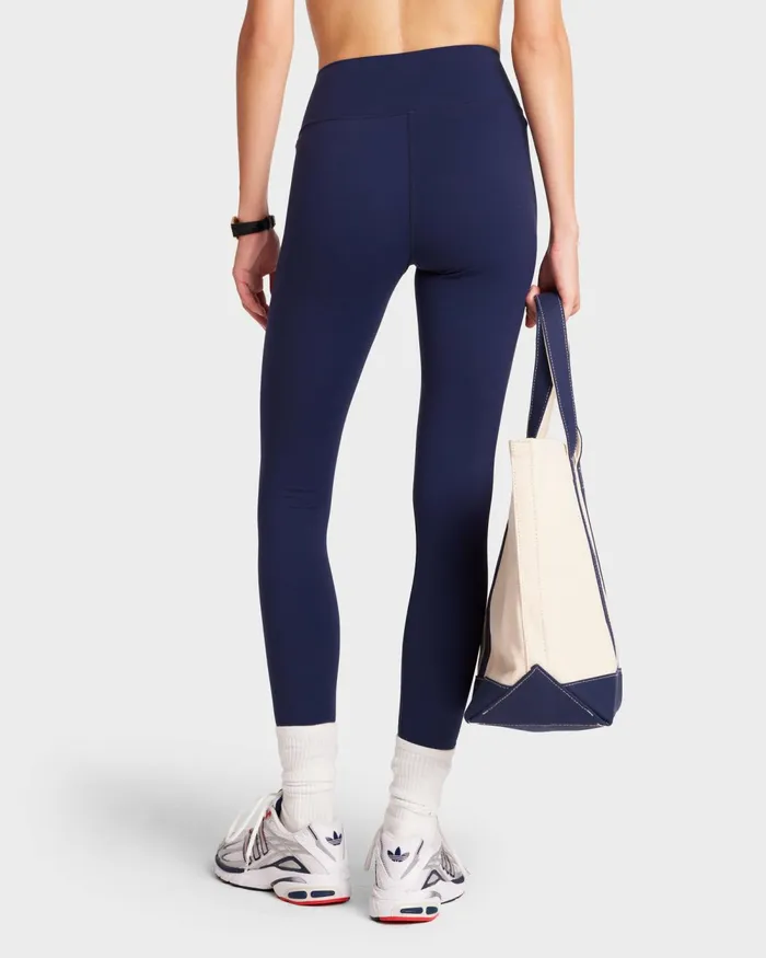 Activewear Women Sporty and Rich Serif Logo Legging 8211 NavyWhite