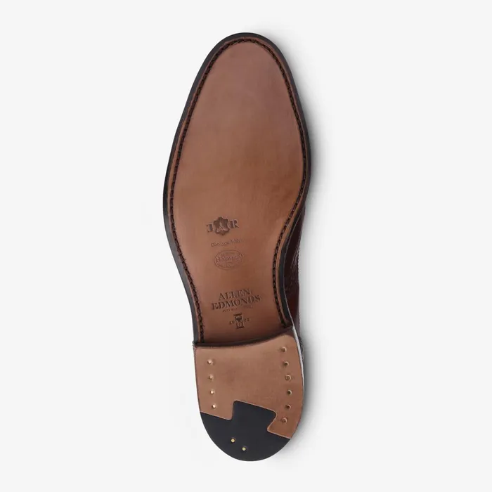 Allen Edmonds Park Avenue Shell Cordovan CapToe Oxford Chili Men Wide Width Shoes