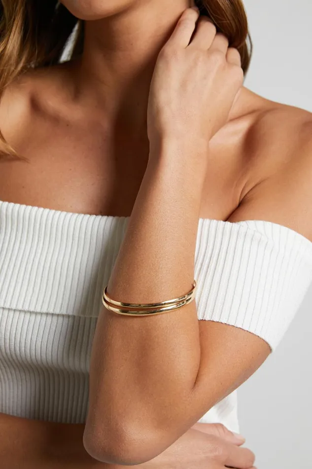 Anjana Multipack Bracelet Set In Gold Women Showpo Bracelets