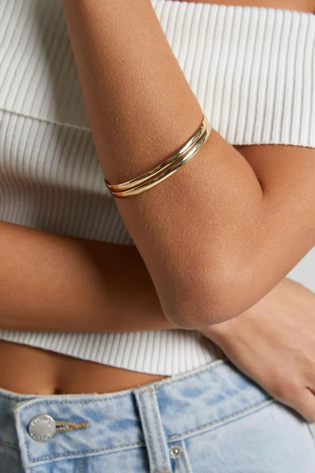 Anjana Multipack Bracelet Set In Gold Women Showpo Bracelets
