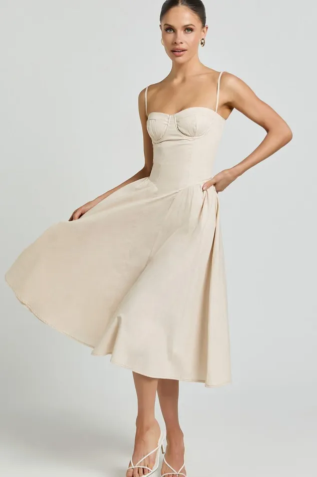 April Midi Dress 8211 Sweetheart Wide Pleated Dress In Cream Women Showpo Dresses