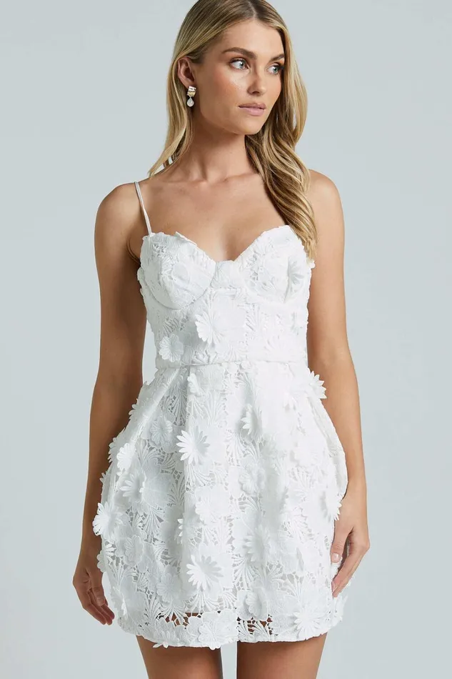 Attilie Mini Dress 8211 Sweetheart Bustier 3D Floral In White Women Showpo Dresses