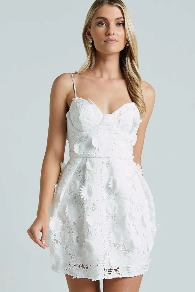Attilie Mini Dress 8211 Sweetheart Bustier 3D Floral In White Women Showpo Dresses