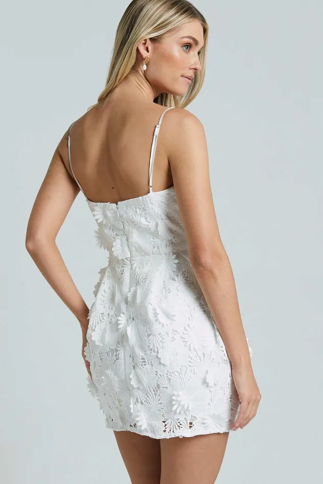 Attilie Mini Dress 8211 Sweetheart Bustier 3D Floral In White Women Showpo Dresses