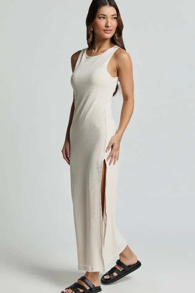 Avery Midi Dress 8211 Scoop Neck Column Dress In Cream Women Showpo Dresses
