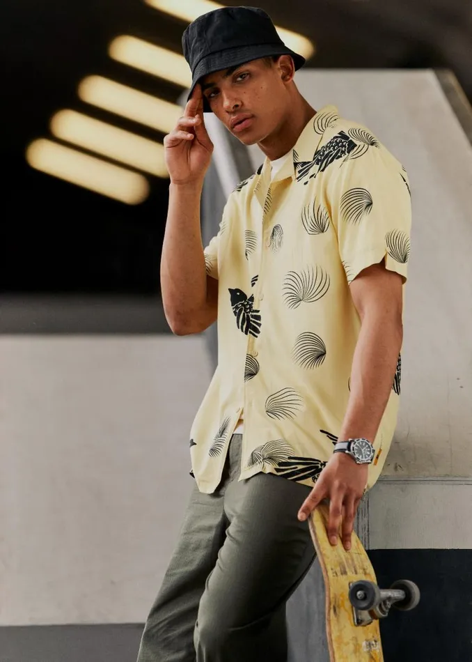 Ben Sherman Short Sleeve Shirts Men B By Bird Print Shirt Ben Sherman Short Sleeve Shirts Men B By Bird Print Shirt