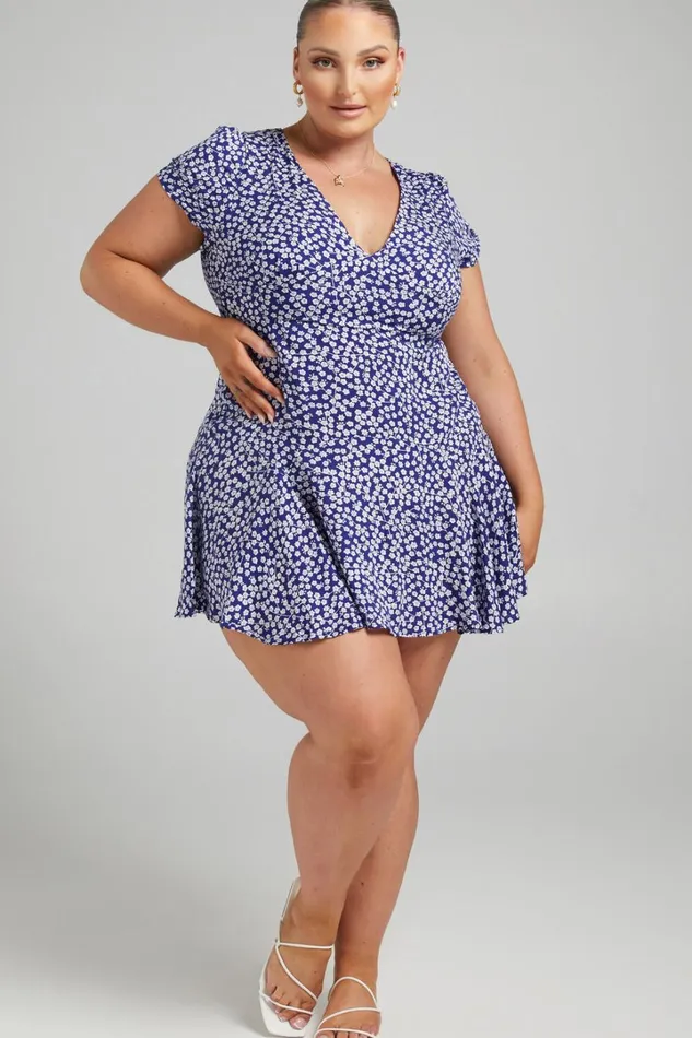 Bettina Mini Dress 8211 Short Sleeve Dress In Navy Women Showpo Curve Clothes