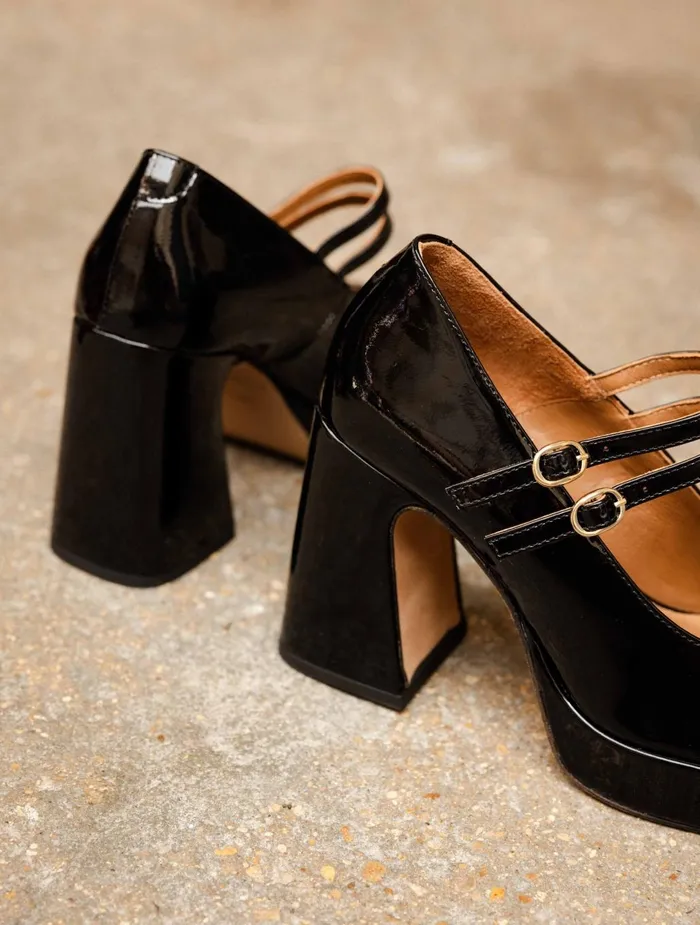 Bobbies Pumps and Mary Janes Louise Lacquered Black 8211 Women