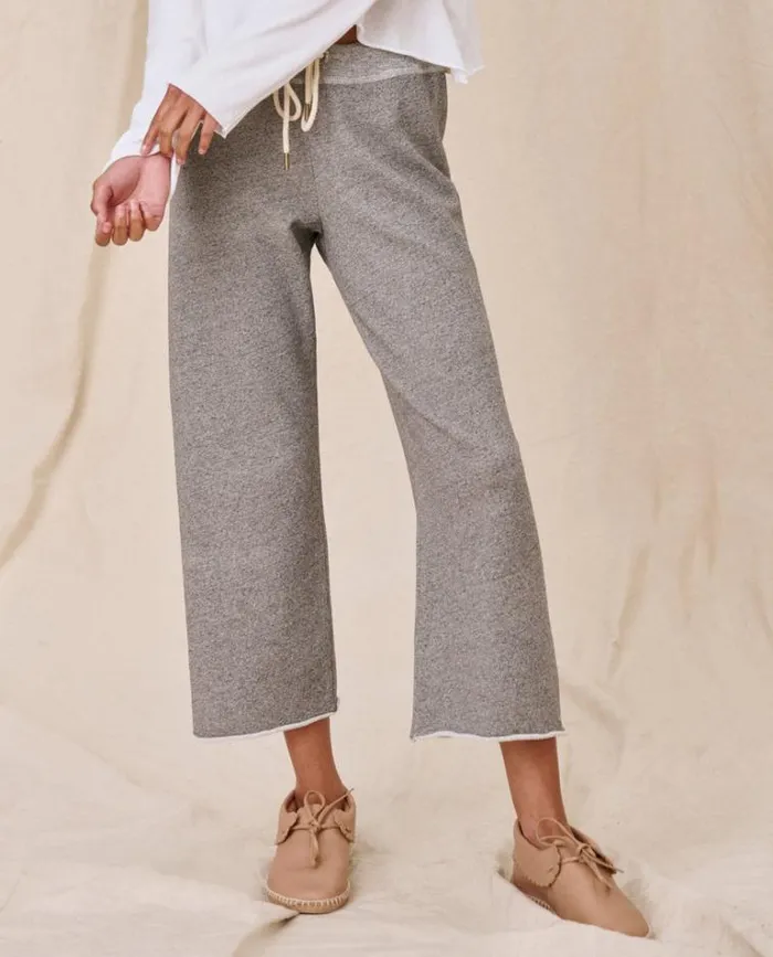 Bottoms Women039s The Great The Wide Leg Cropped Sweatpant Varsity Grey