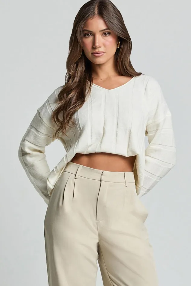 Celestina Jumper 8211 Wide Rib V Neck Knit Jumper In Cream Women Showpo Knitwear