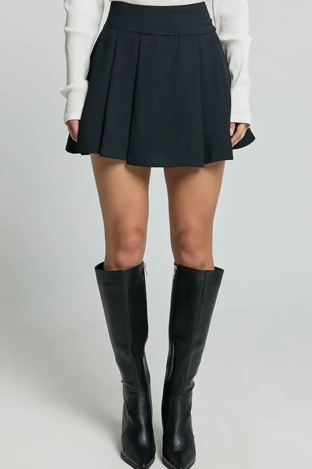 Charla Skort 8211 Pleated Mini Skort In Black Women Showpo Skirts