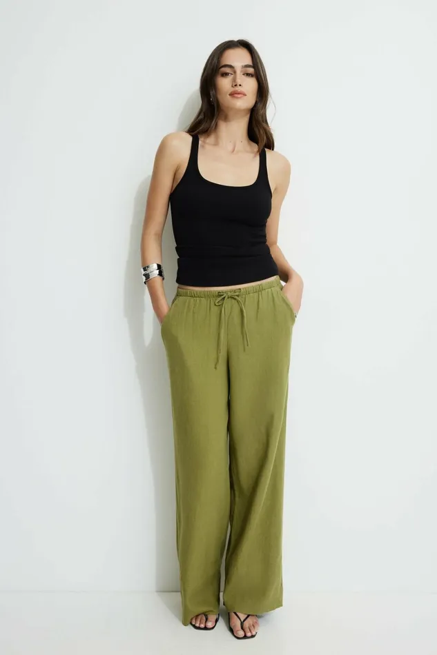 Dynamite Pants Women Leo Linen Pants Green