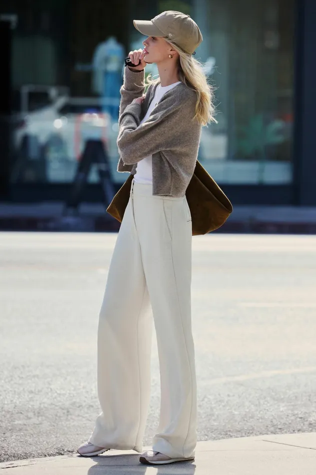 Dynamite Pants Women Yasmin Airflow Straight Leg Pants Beige