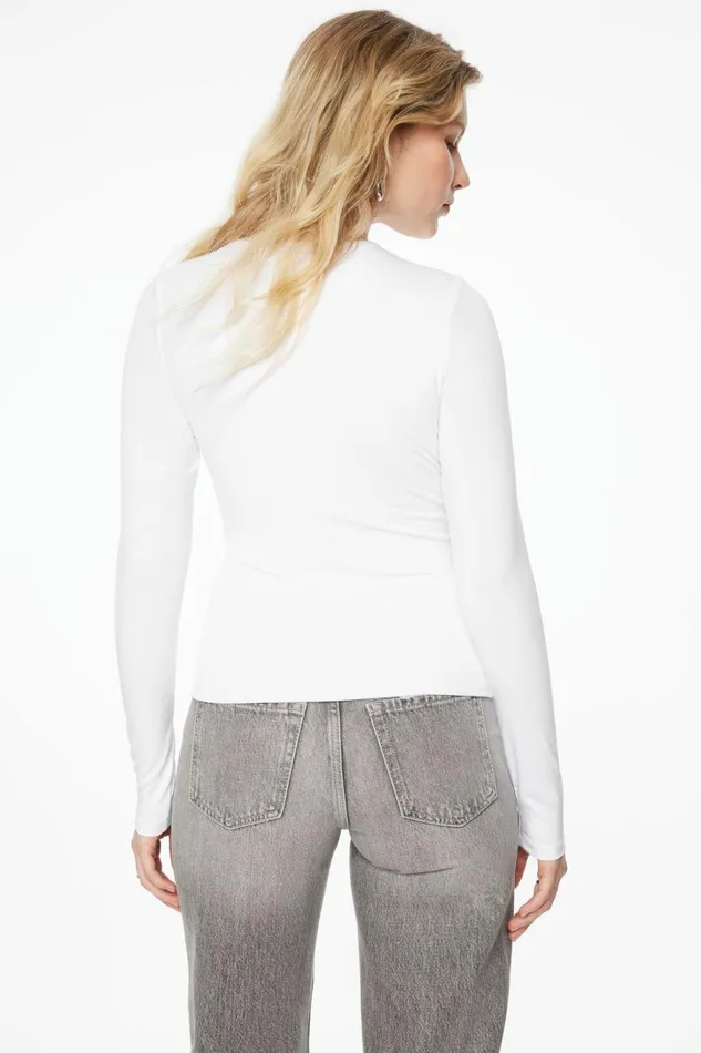 Dynamite Tops Women Kyla Long Sleeve T Shirt White
