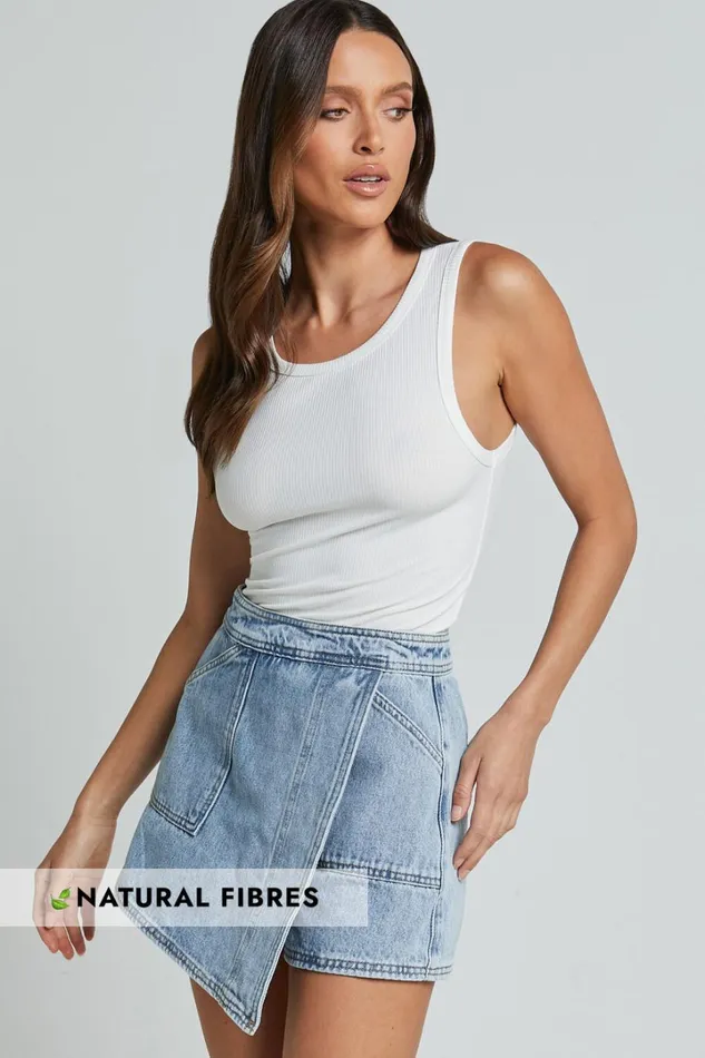 Harleigh Skort 8211 Pocket Detail Wrap Denim Skort In Light Blue Wash Women Showpo Denim