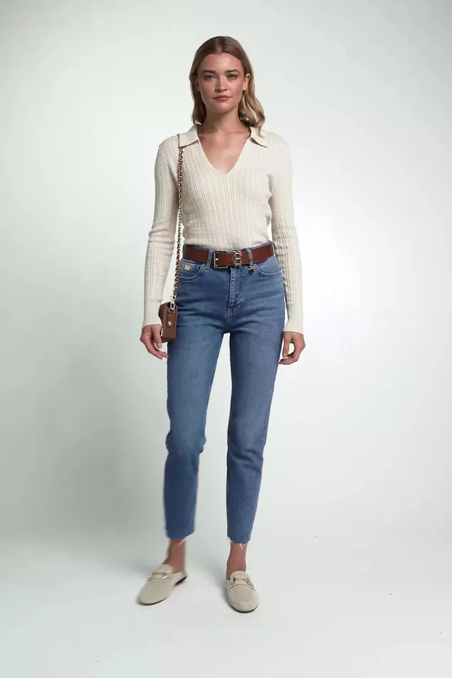 Holland Cooper Knitwear Women Ava Knit Almond Holland Cooper Knitwear Women Ava Knit Almond