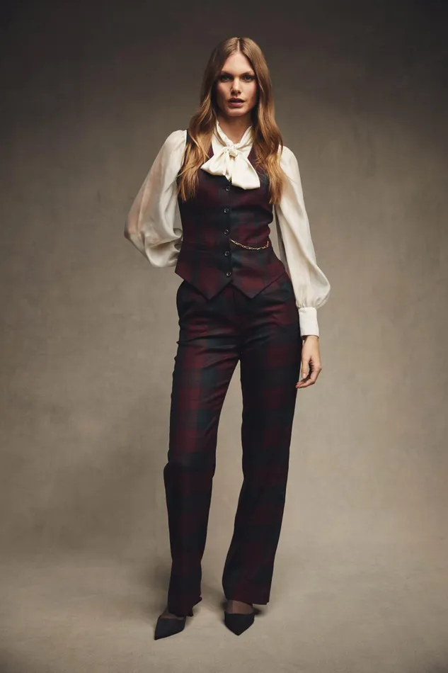 Holland Cooper Tailoring Women Hampton Waistcoat Mulberry Tartan Holland Cooper Tailoring Women Hampton Waistcoat Mulberry Tartan