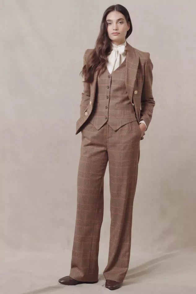 Holland Cooper Waistcoats Women Hampton Waistcoat Clarence Check Merlot Holland Cooper Waistcoats Women Hampton Waistcoat Clarence Check Merlot