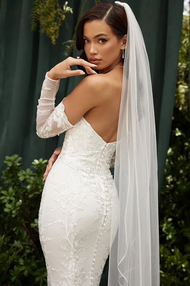 House Of CB IsabelleWhite Lace Long Sleeve Bridal Gown White Women Maxi Dresses