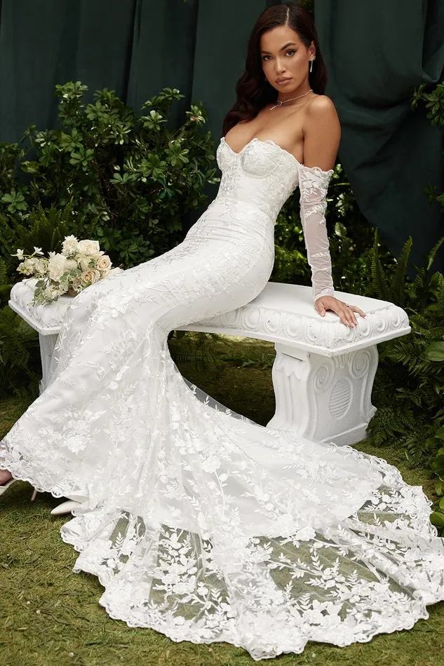 House Of CB IsabelleWhite Lace Long Sleeve Bridal Gown White Women Maxi Dresses