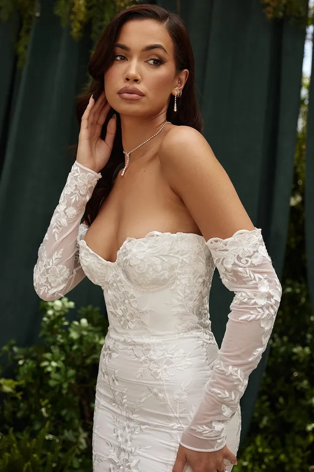House Of CB IsabelleWhite Lace Long Sleeve Bridal Gown White Women Maxi Dresses