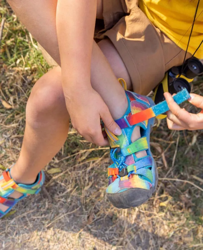 Kids KEEN Online Big Kids039 Seacamp II CNX Dark OliveGold Flame Sandal Kids KEEN Online Big Kids039 Seacamp II CNX Dark OliveGold Flame Sandal