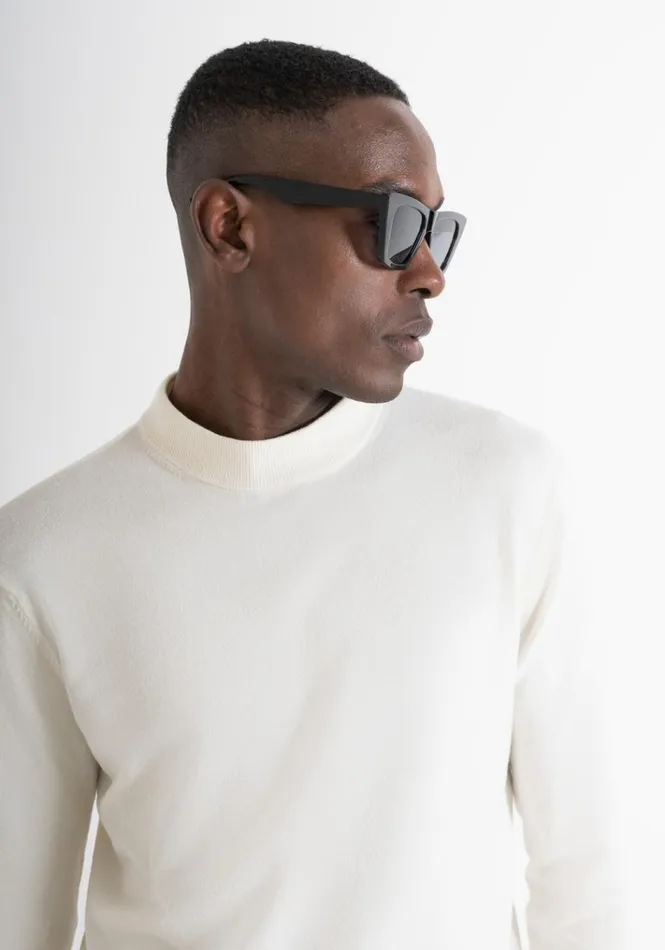 Knitwear Men Antony Morato Regular Fit Ivory MidNeck Sweater In Elastic Viscose Ivory
