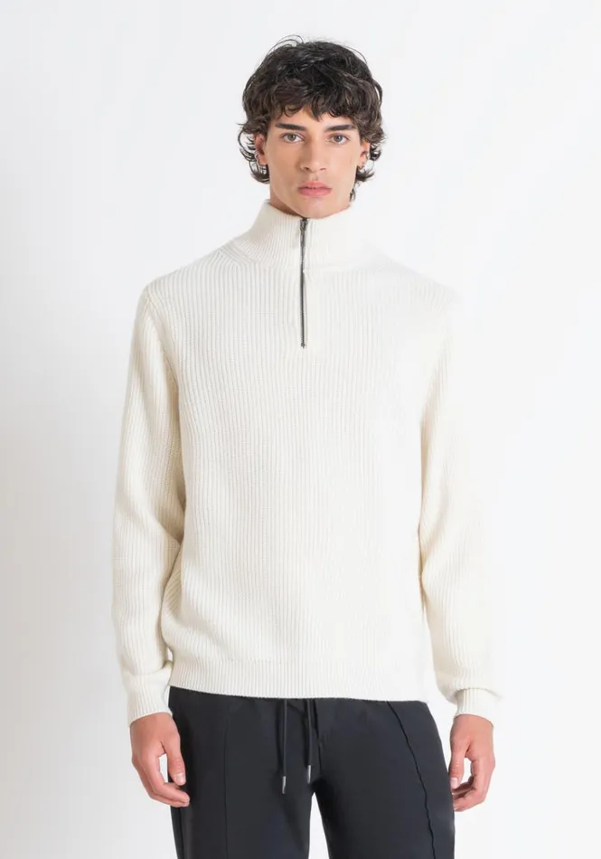 Knitwear Men Antony Morato Regular Fit Light Colour Sweater With Zip In Merino Wool Blend White Knitwear Men Antony Morato Regular Fit Light Colour Sweater With Zip In Merino Wool Blend White