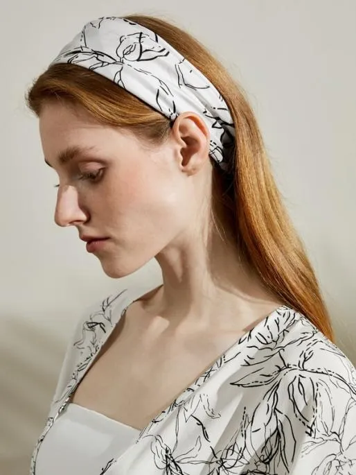 Lilysilk Silk Square Scarf With Black White Floral Print Affordable Luxury Women Wraps Scarves