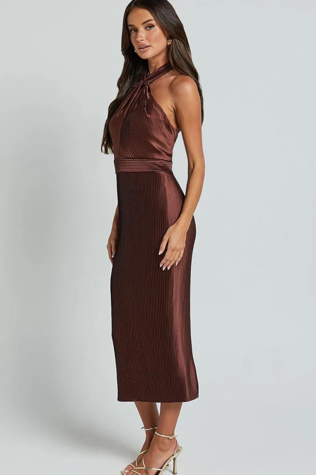 Marlette Midi Dress 8211 Pleated Open Back Halter Dress In Chocolate Women Showpo Curve Clothes