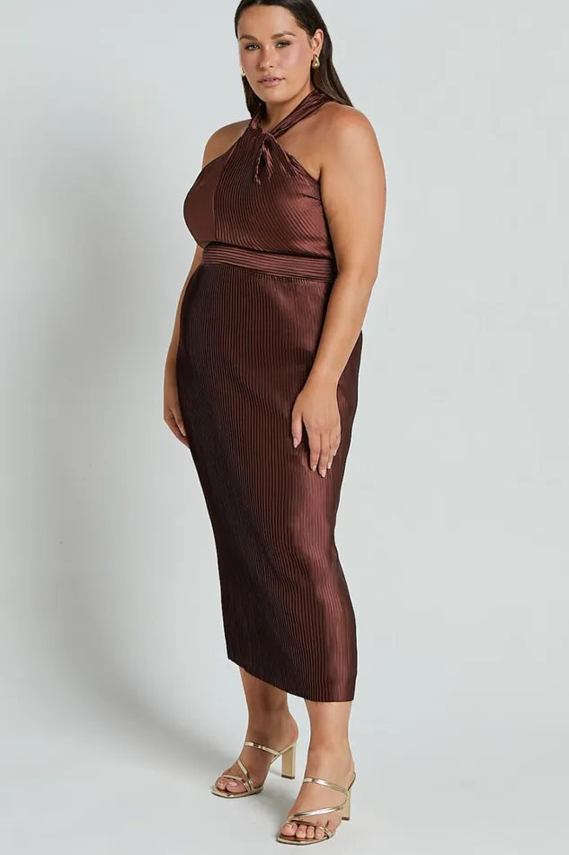 Marlette Midi Dress 8211 Pleated Open Back Halter Dress In Chocolate Women Showpo Curve Clothes