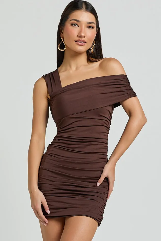 Meadow Mini Dress 8211 Asymmetrical Off Shoulder Jersey Ruched Dress In Chocolate Women Showpo Curve Clothes Meadow Mini Dress 8211 Asymmetrical Off Shoulder Jersey Ruched Dress In Chocolate Women Showpo Curve Clothes