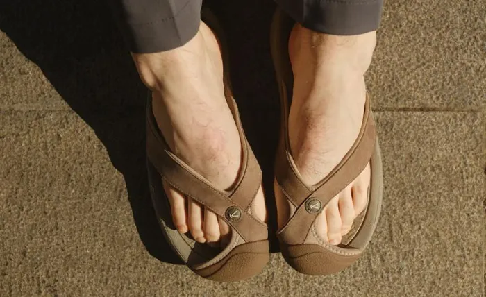 Men KEEN Sandals Waimea BlackBlack Leather FlipFlop Men KEEN Sandals Waimea BlackBlack Leather FlipFlop