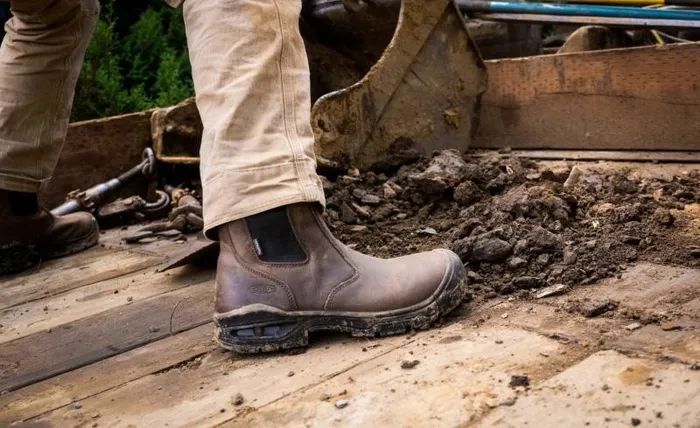 Men KEEN Work Boots and Shoes PullOn Waterproof Work Boots 8211 Juneau Romeo Men KEEN Work Boots and Shoes PullOn Waterproof Work Boots 8211 Juneau Romeo
