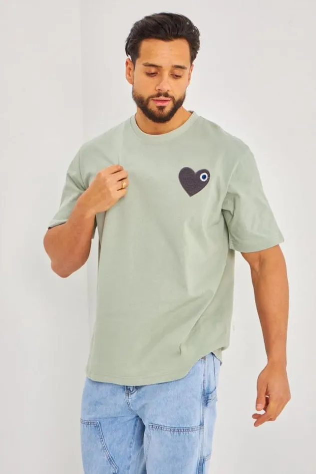Men TShirt Oversize Vert Clair Empicement Oeil Coeur Gris Vertclair Brentiny Paris TShirts