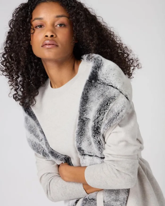 NPeal Gilets and Waistcoats Women Lola Fur Placket Cashmere Gilet Pebble Grey