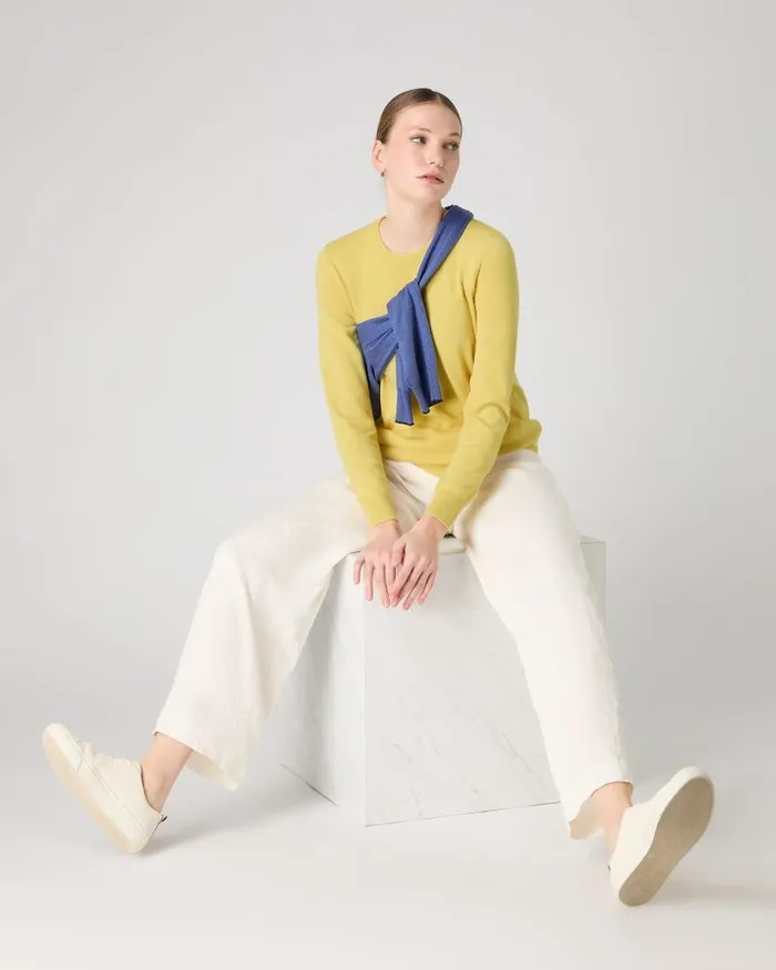 NPeal Jumpers Women Evie Classic Round Neck Cashmere Jumper Citrine Yellow