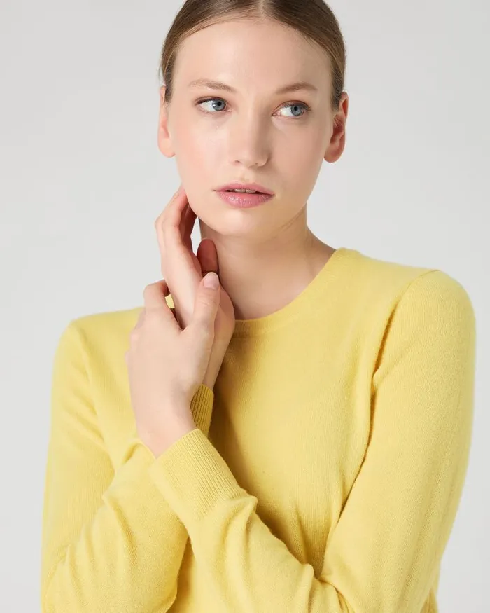 NPeal Jumpers Women Evie Classic Round Neck Cashmere Jumper Citrine Yellow