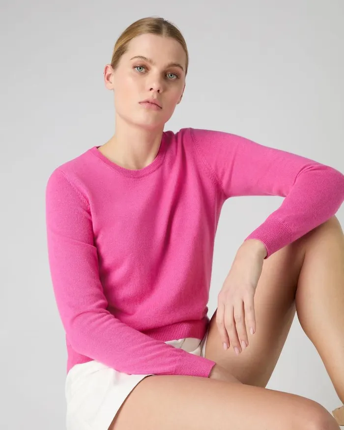 NPeal Jumpers Women Evie Classic Round Neck Cashmere Jumper Vibrant Pink