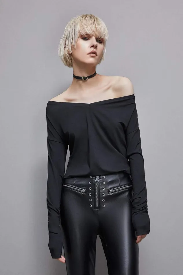 Patrizia Pepe Essential Viscose Longsleeved Sweater Black Nero Apparel Sweaters