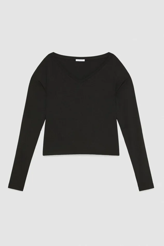 Patrizia Pepe Essential Viscose Longsleeved Sweater Black Nero Apparel Sweaters