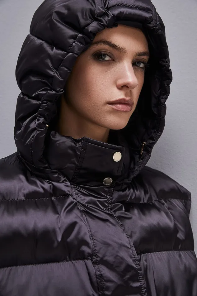 Patrizia Pepe Nylon Sleeveless Down Jacket Black Nero Apparel Down Jackets