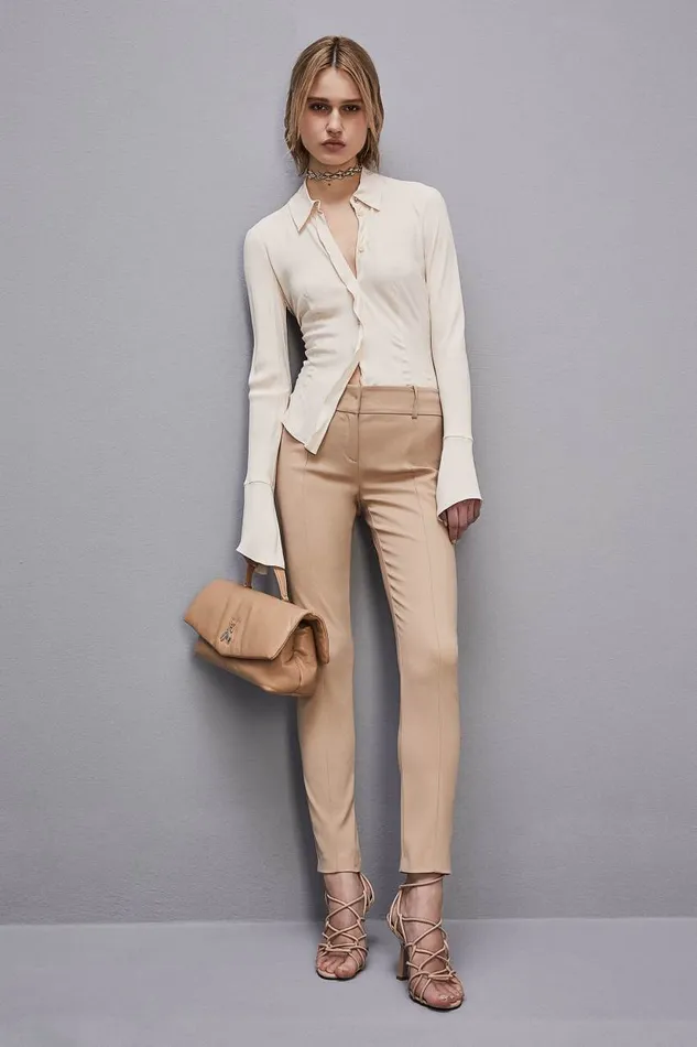 Patrizia Pepe Slim Pants Beige Triking Beige Apparel Slim and Skinny