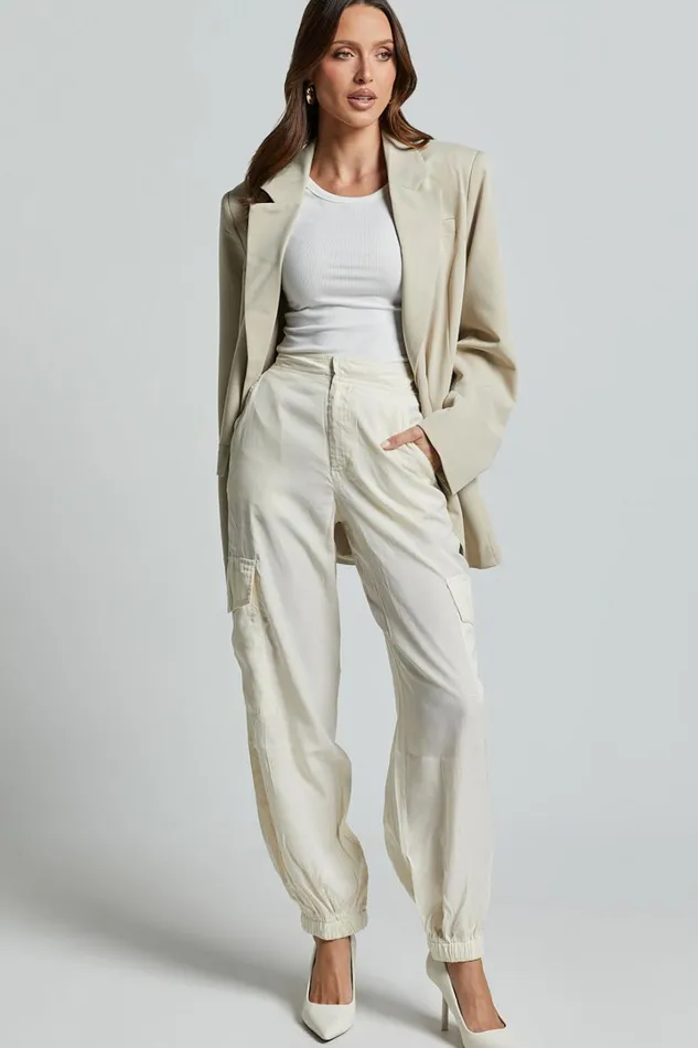 Robbie Pants 8211 Mid Rise Cuffed Ankle Cargo Pants In Oyster Women Showpo Curve Clothes