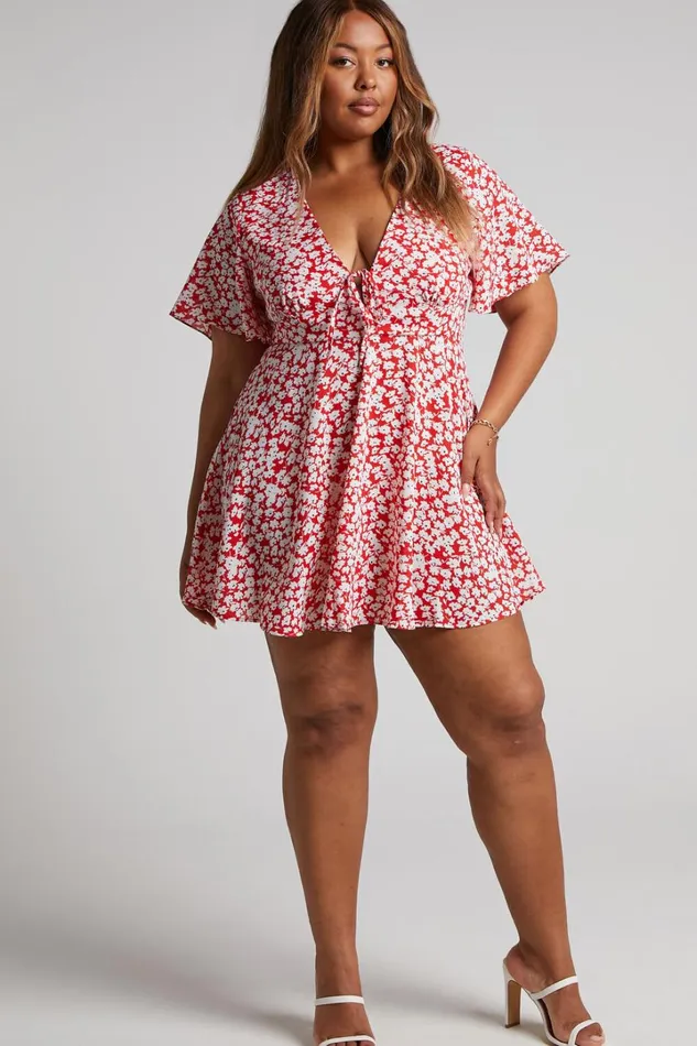 Rosario Mini Dress 8211 Flutter Sleeve V Neck Dress In Red Ditsy Floral Women Showpo Curve Clothes