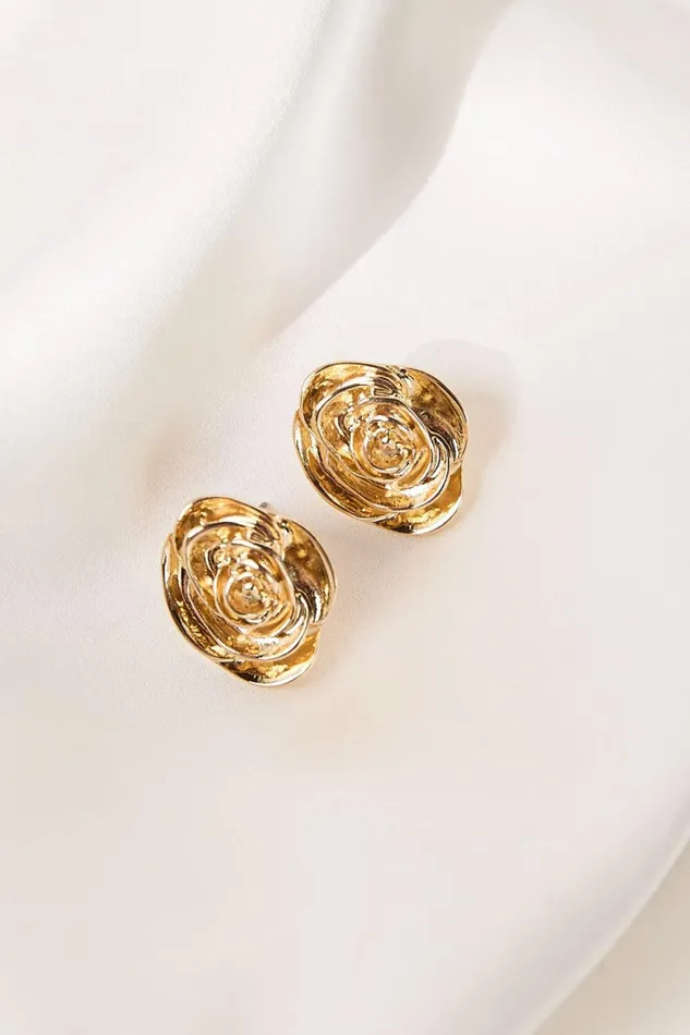 Scarlett Earrings 8211 Rose Detail Earrings In Gold Women Showpo Earrings