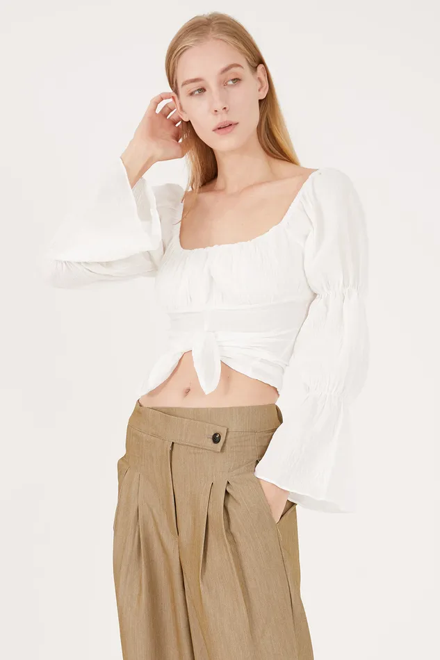 Storets Danna Balloon Sleeve W Front Slit Blouse Women Shirts and Blouses