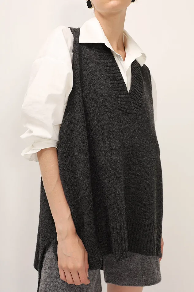 Storets Lyla Oversized Knit Vest Women Sweaters and Knitwears